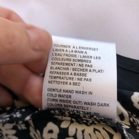 Navy and White Floral Dress with Lace Accents - Picture 15 of 16